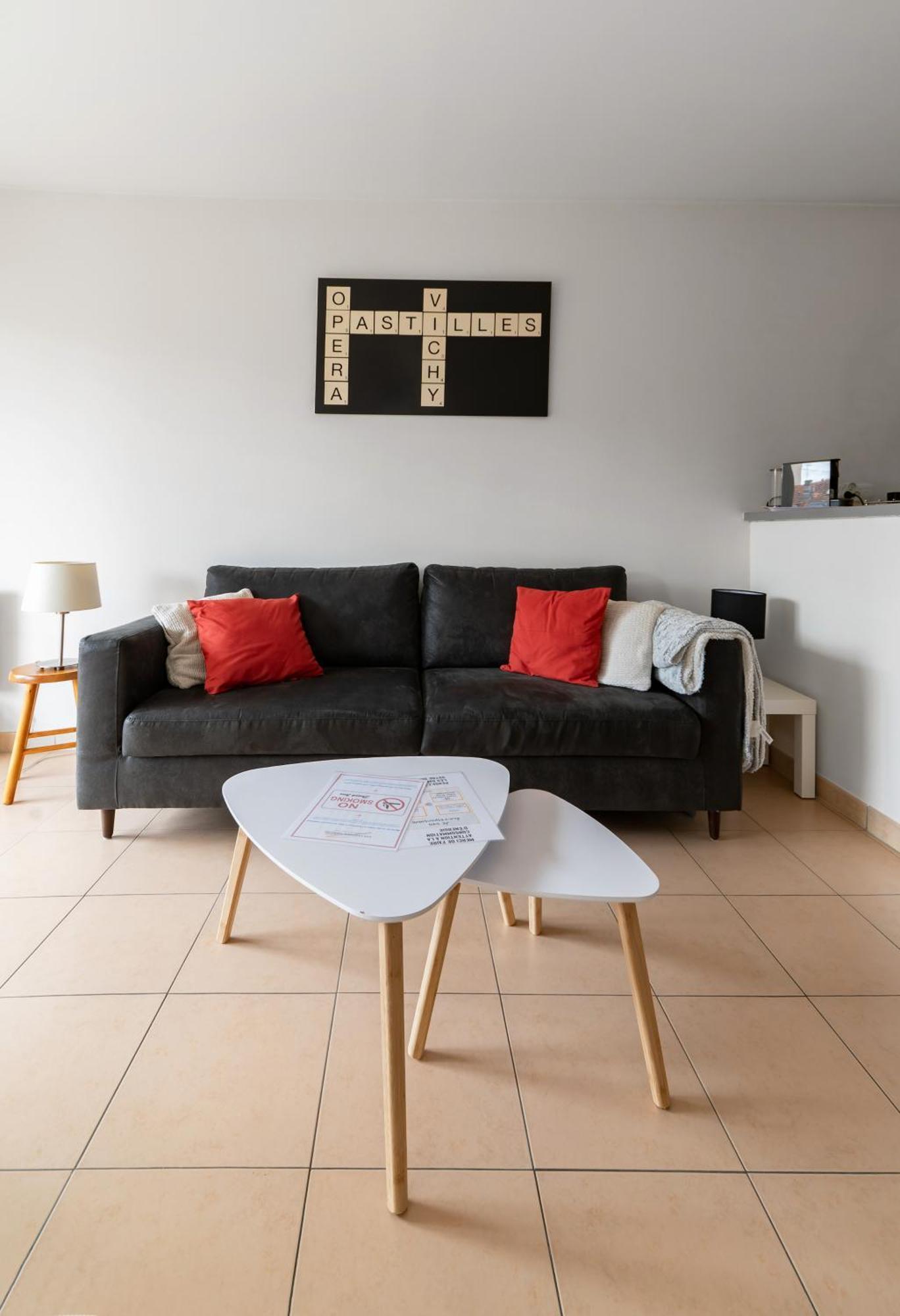L'Eugenie - Appartement Design & Confort En Centre-Ville Vichy Exterior photo